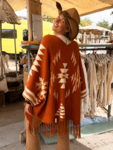 Desert Soul Poncho – Rusty Western